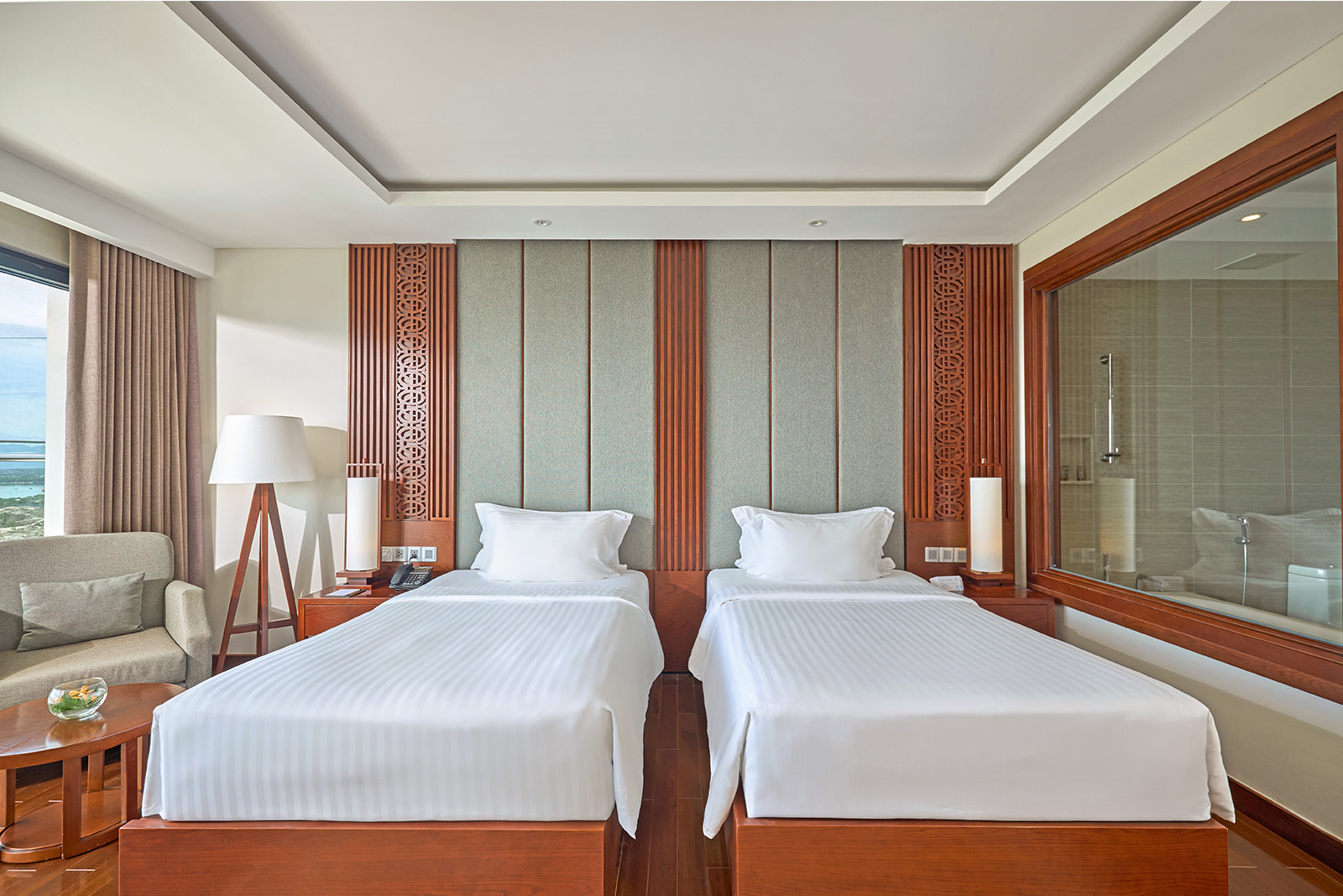Deluxe Sky Room King Or Twin With Balcony Sea View - 5