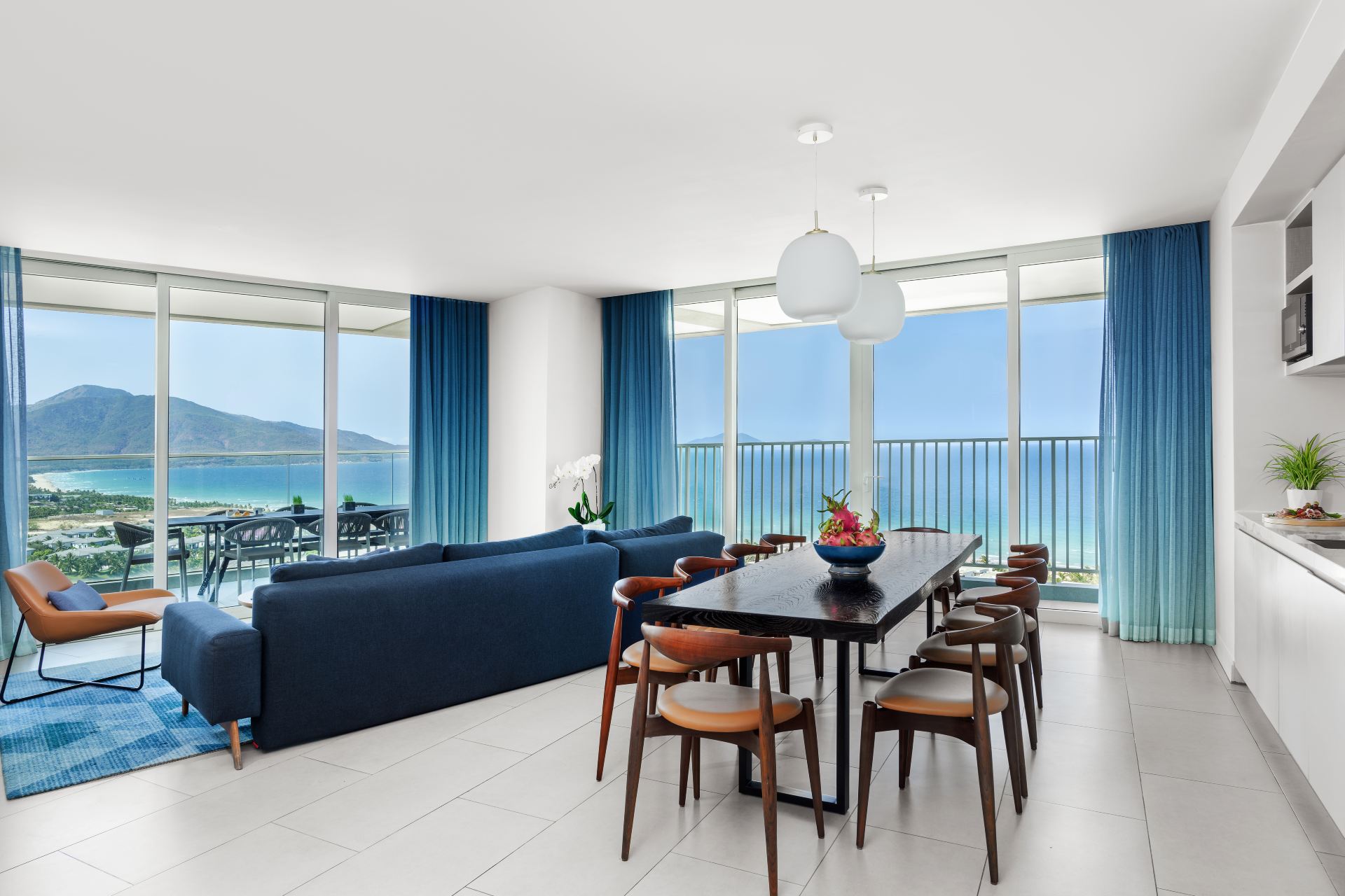2Bedroom Suite With Terrace Panoramic Ocean View-1King&1Twin
