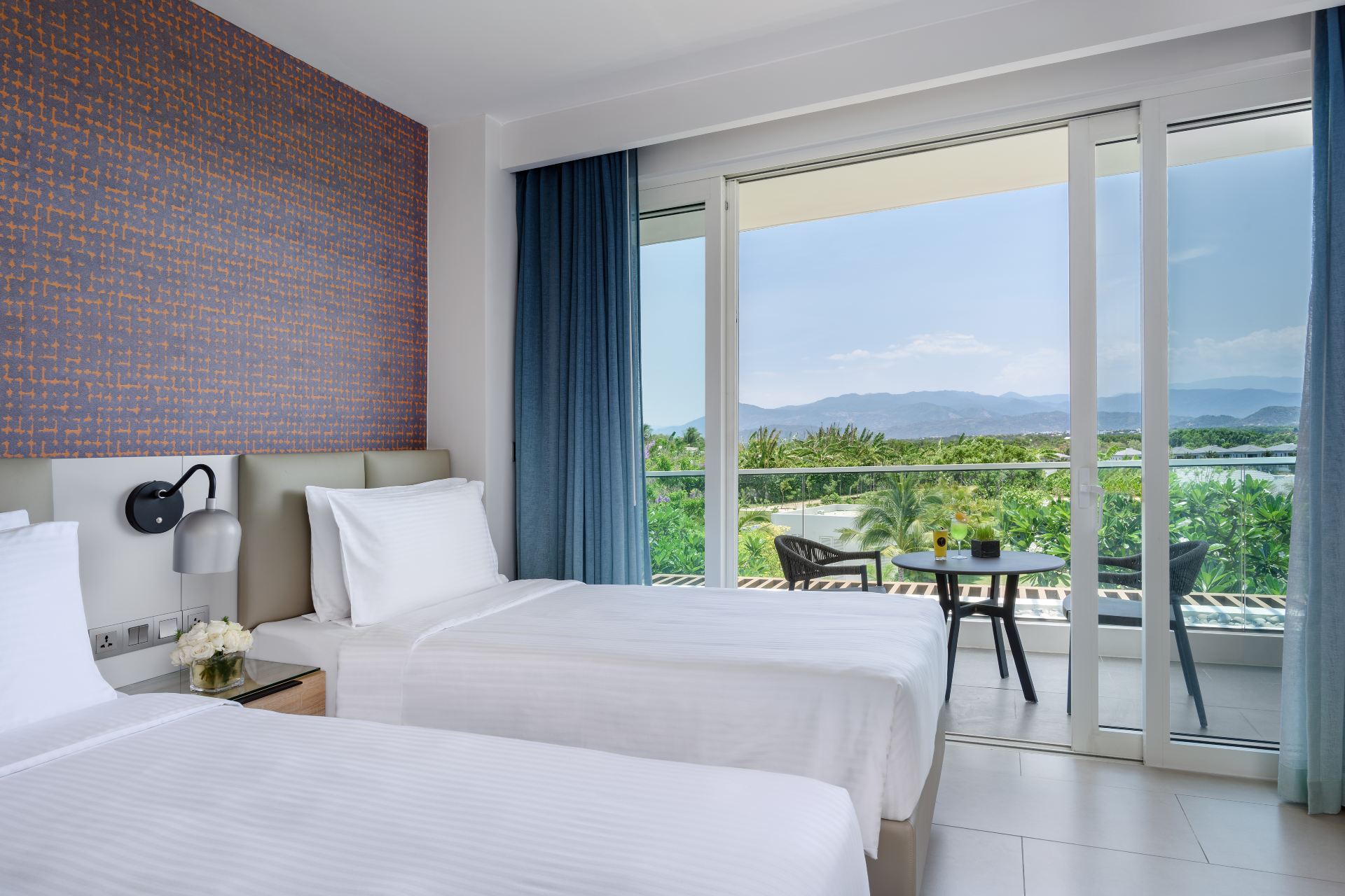 2 Bedroom Villa, With Terrace, Ocean View - 1 King & 1 Twin - 3