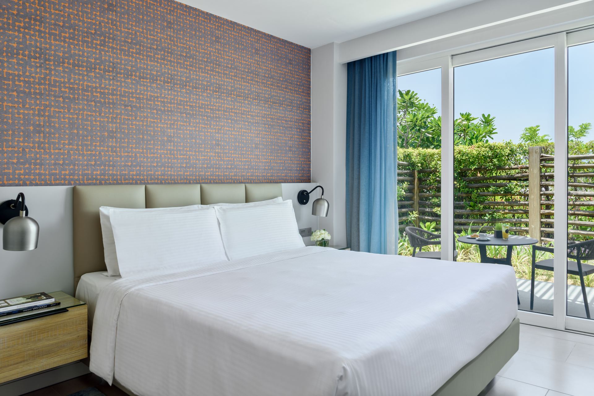 2 Bedroom Villa, Private Pool, Beach Front - King Beds - 3