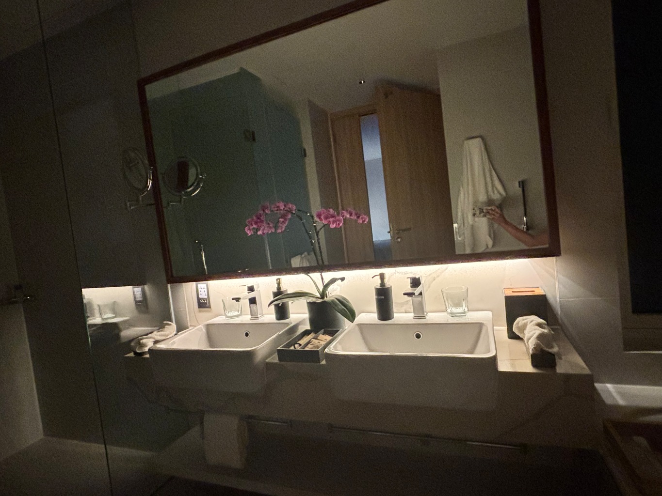 1 Bedroom Villa, Private Pool, Beach Front - King Bed - 6