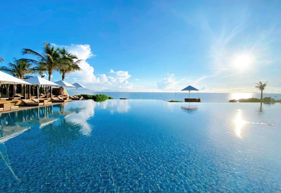 hotel-img