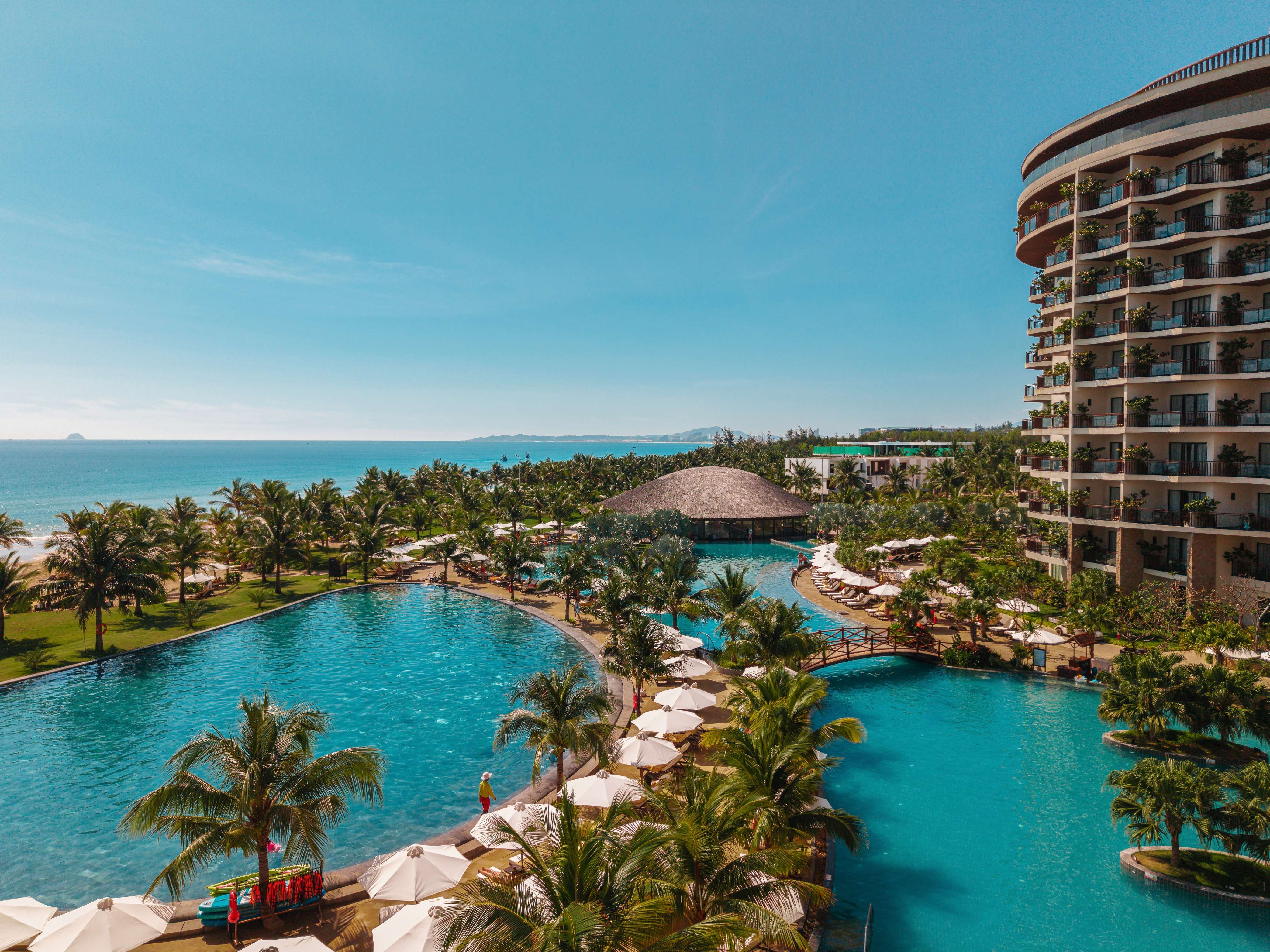 hotel-img