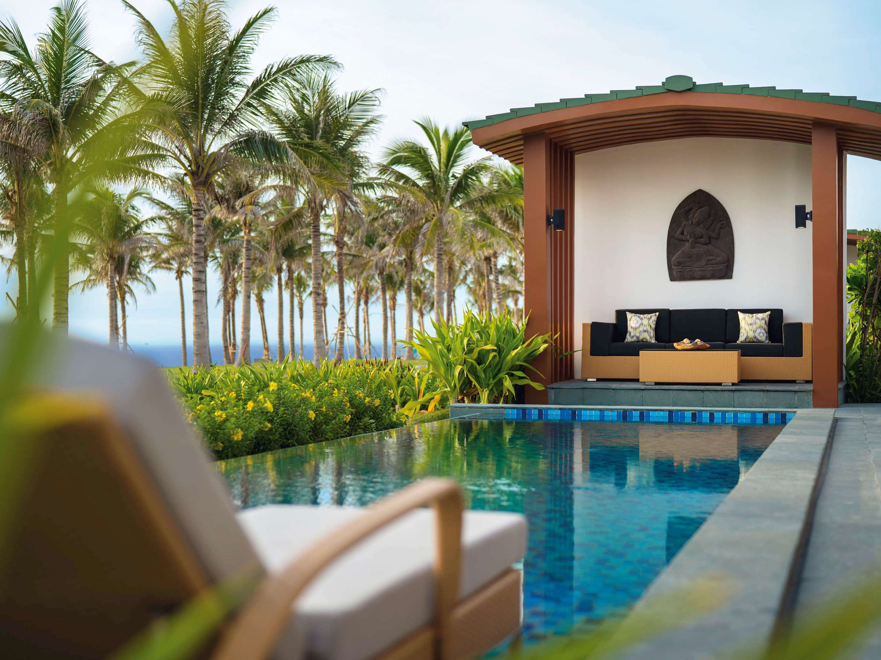 One Bedroom Beach Front Pool Villa