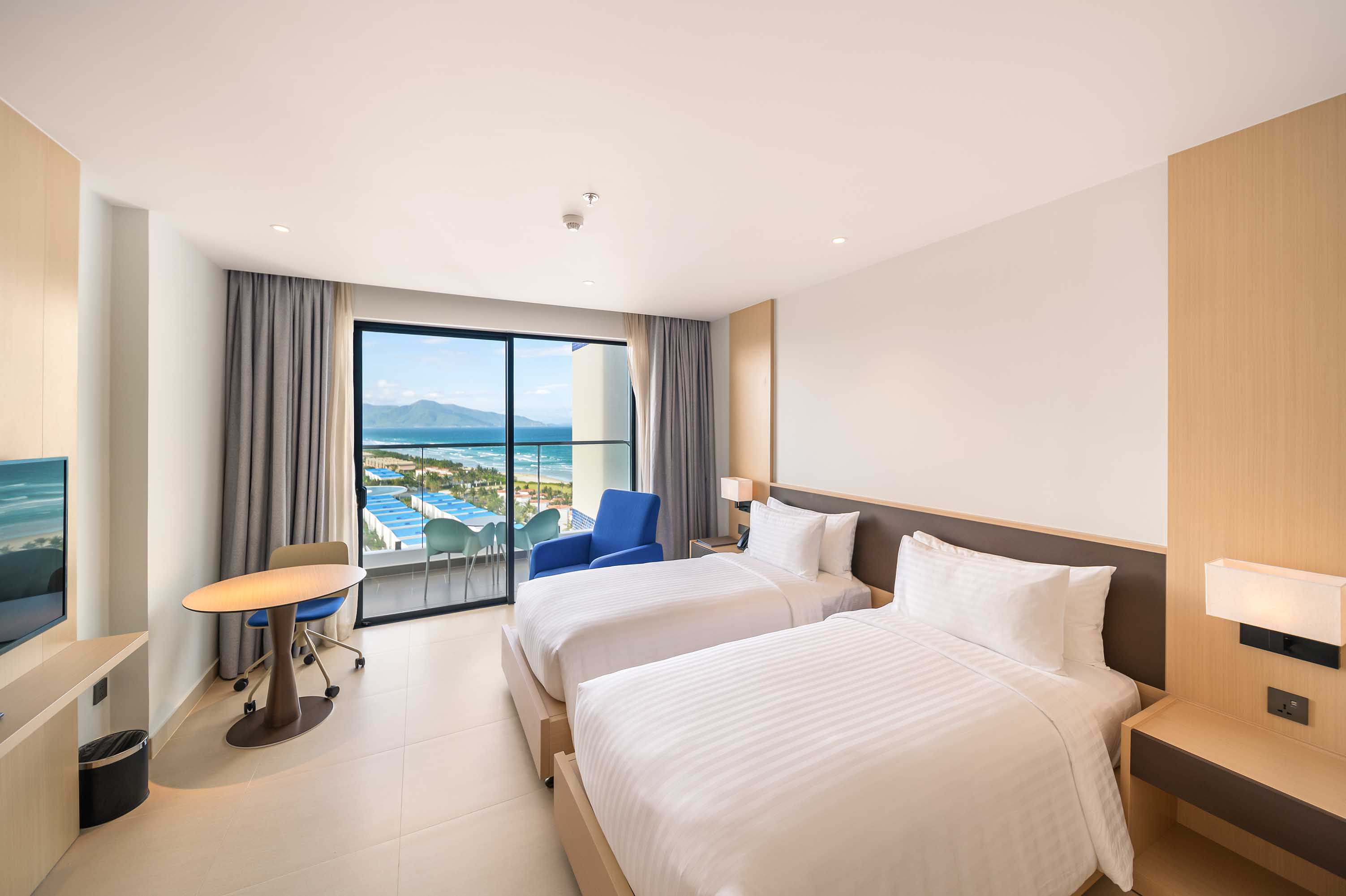 Deluxe Twin Sea View