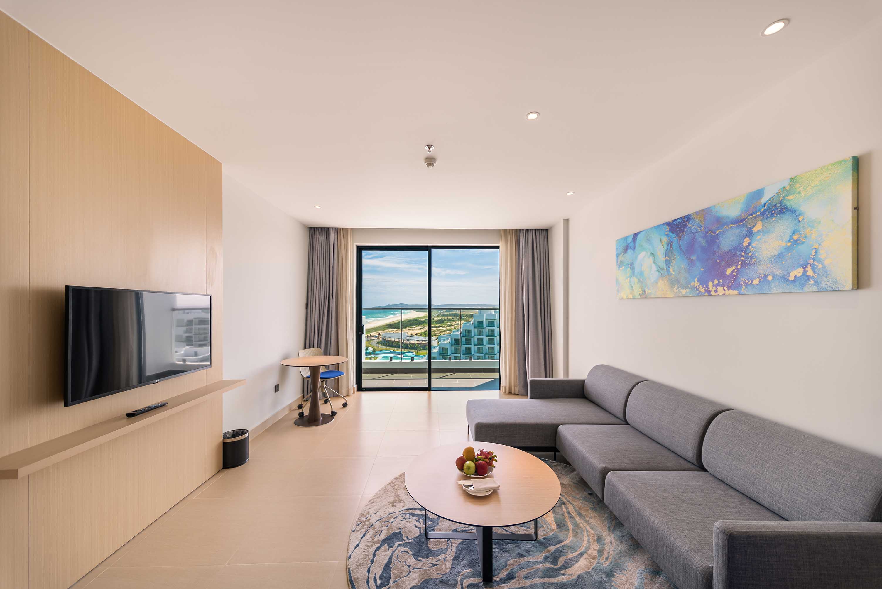 SUITE ONE- BEDROOM - 4