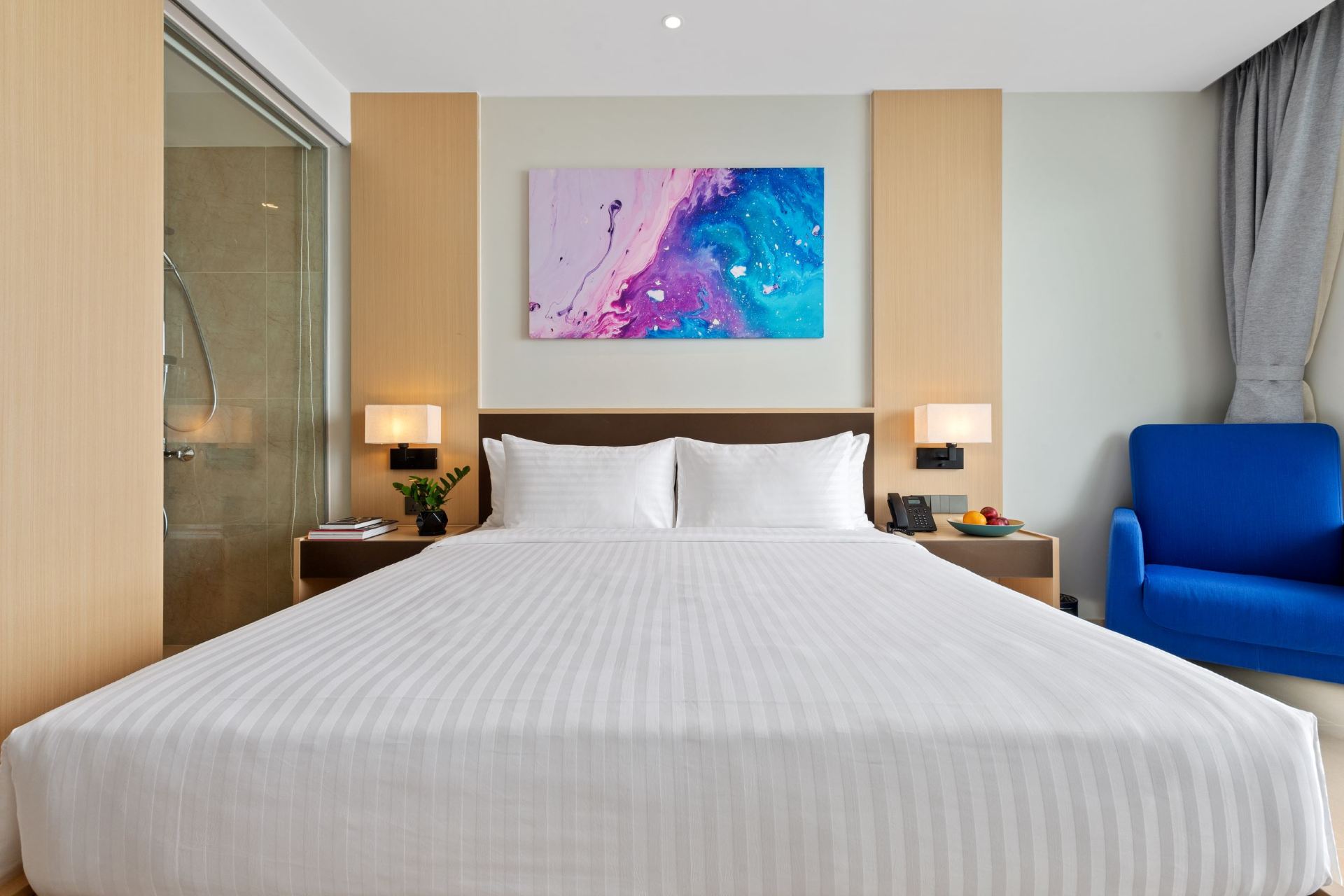 PREMIER KING OCEAN FRONT - 5