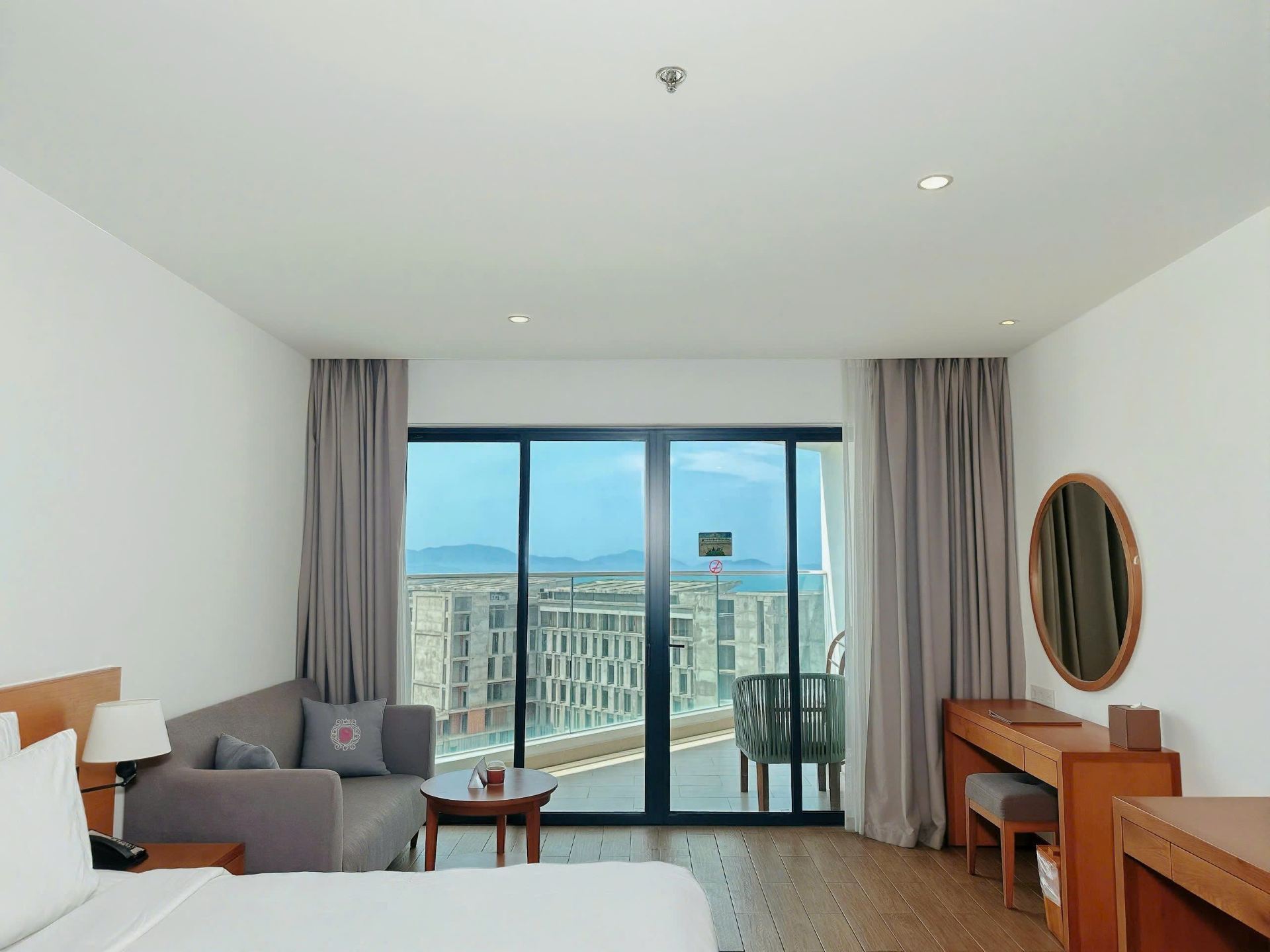 Premier Deluxe Double Room With Balcony - 5