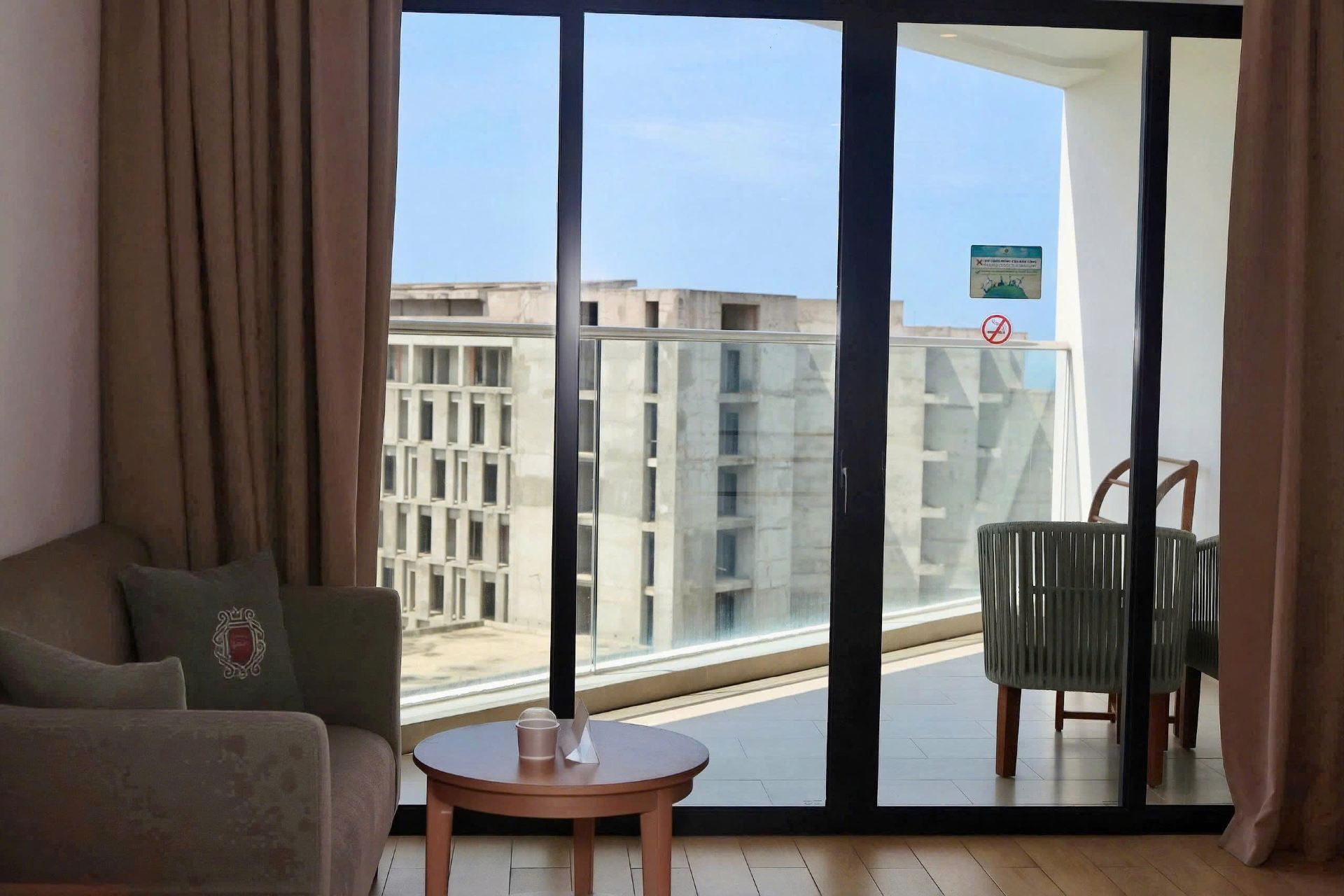 Premier Deluxe Twin Room With Balcony - 5