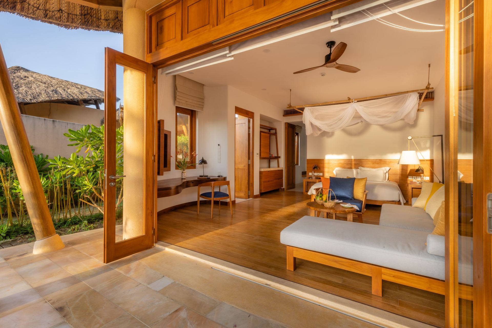 Beach Front One-Bedroom Pool Villa Twin - 5