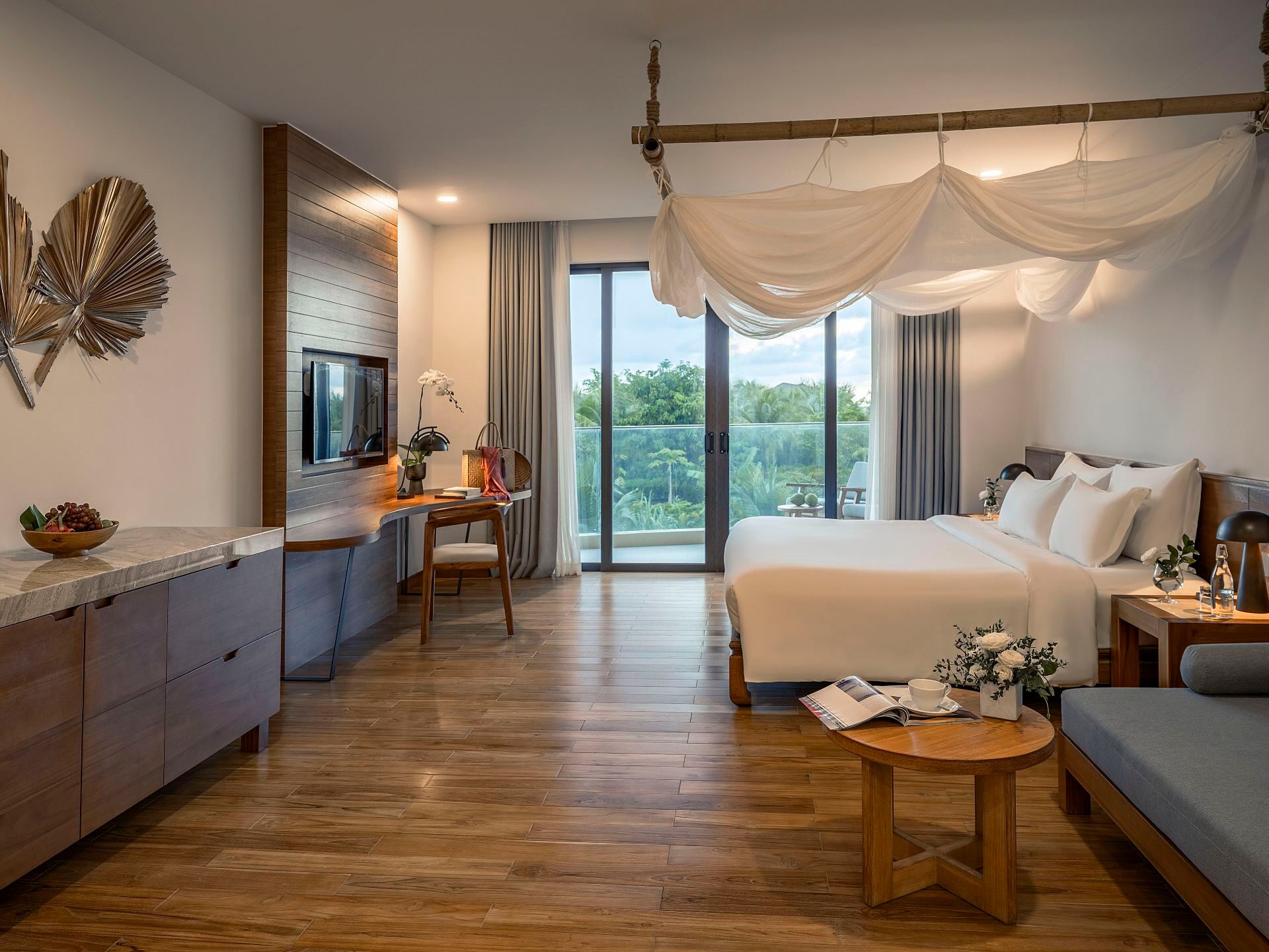 Garden View Deluxe with King Bed - 2