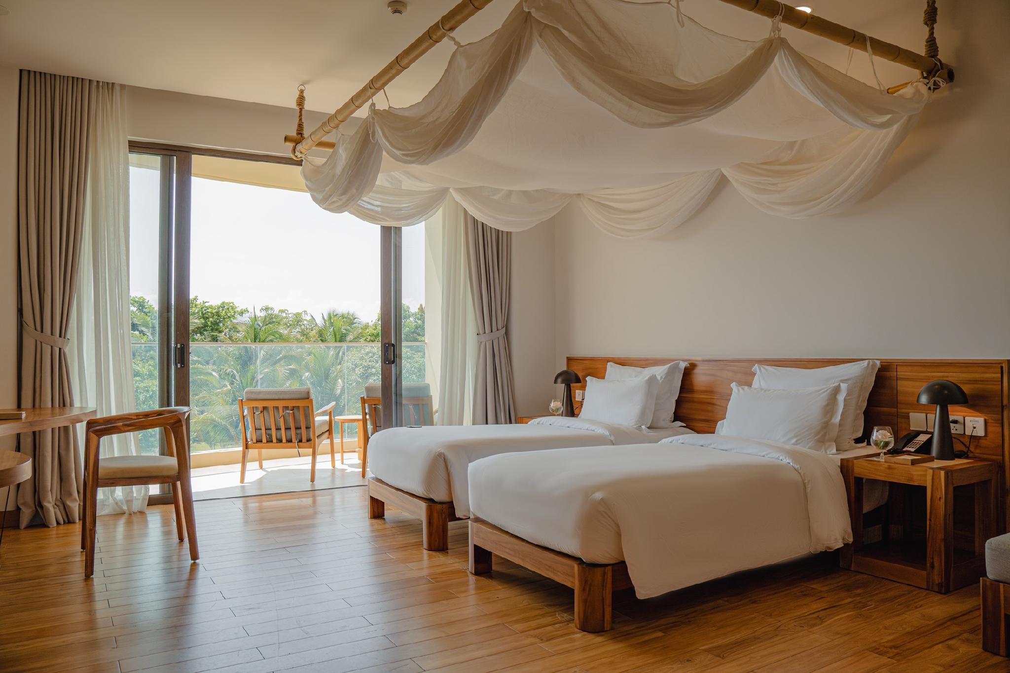 Garden View Deluxe with 2 Single Beds - 2