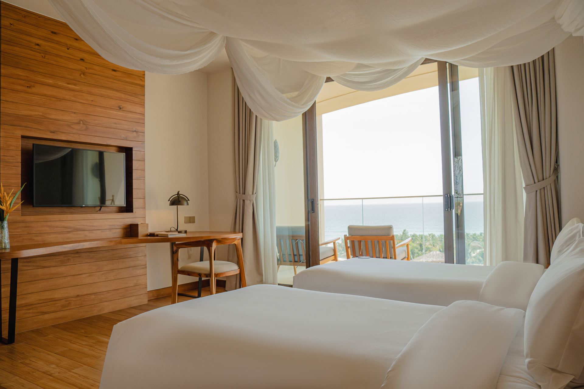 Sea View Deluxe with 2 Single Beds