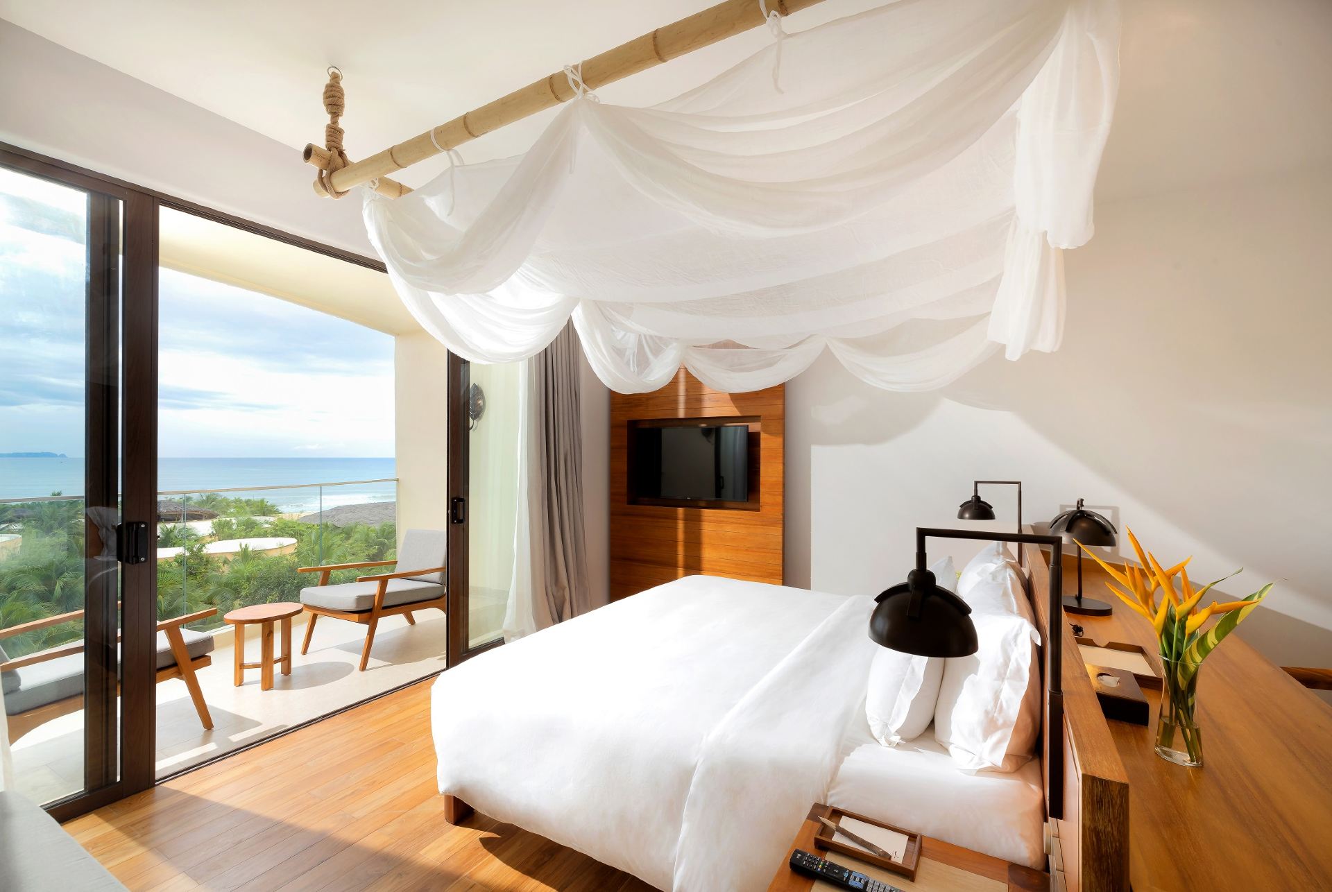 Sea View One-Bedroom Suite - 3