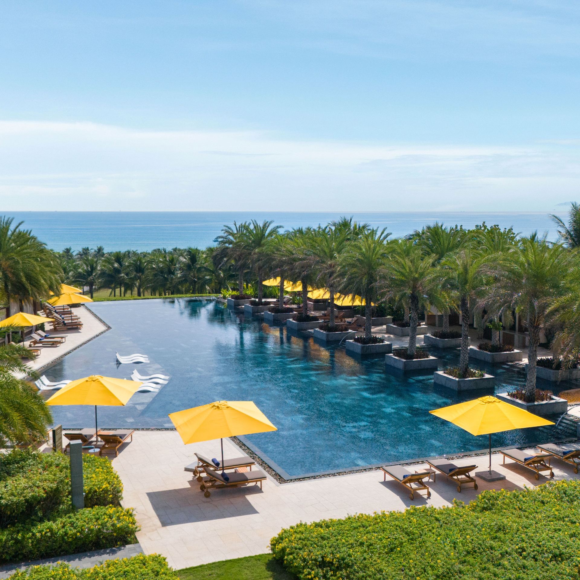 hotel-img