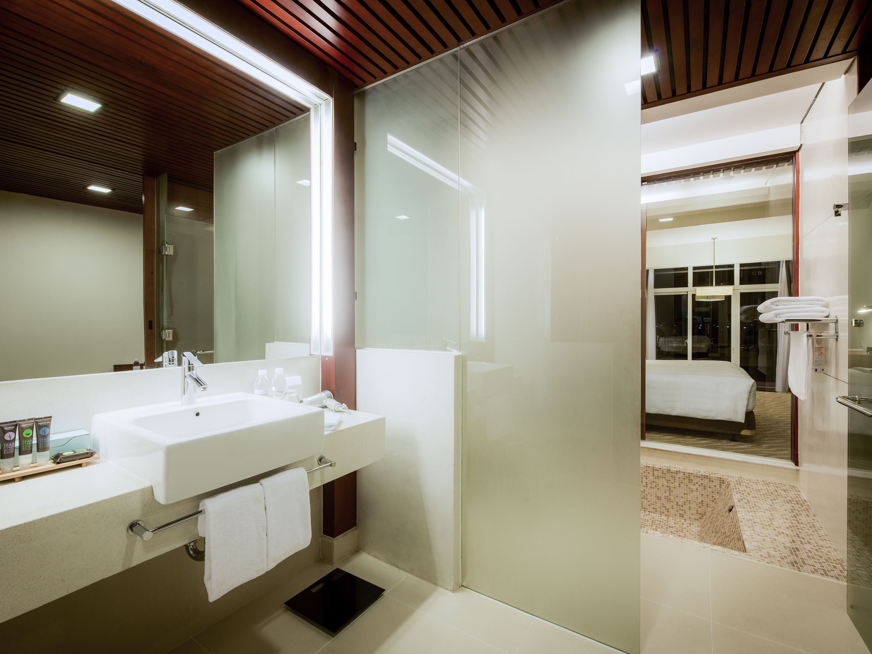 Deluxe Room - 5